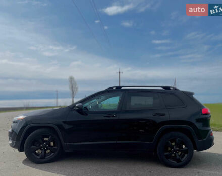 Чорний Джип Cherokee, об'ємом двигуна 2.4 л та пробігом 157 тис. км за 14000 $, фото 2 на Automoto.ua