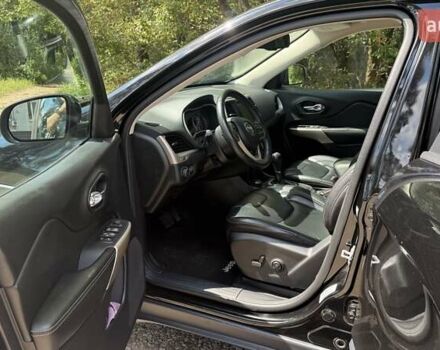 Черный Джип Чероки, объемом двигателя 3.24 л и пробегом 146 тыс. км за 16500 $, фото 18 на Automoto.ua