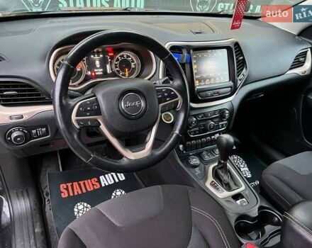 Черный Джип Чероки, объемом двигателя 2.36 л и пробегом 132 тыс. км за 17700 $, фото 15 на Automoto.ua