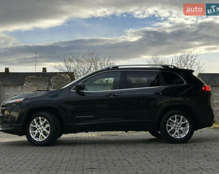 Джип Чероки 2016 в Дрогобыче на Automoto.ua Черный Джип Чероки, объемом двигателя 2.36 л и пробегом 92 тыс. км за 13250 $, фото 50 на Automoto.ua