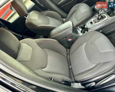 Джип Чероки 2016 в Дрогобыче на Automoto.ua Черный Джип Чероки, объемом двигателя 2.36 л и пробегом 92 тыс. км за 13250 $, фото 19 на Automoto.ua