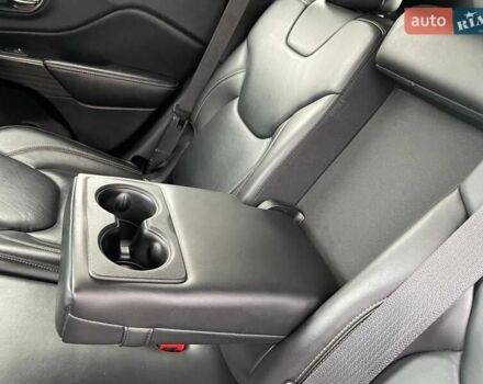 Чорний Джип Cherokee, об'ємом двигуна 2.36 л та пробігом 132 тис. км за 15500 $, фото 18 на Automoto.ua