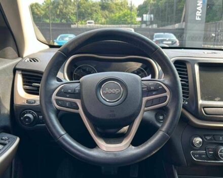 Черный Джип Чероки, объемом двигателя 2.4 л и пробегом 138 тыс. км за 13500 $, фото 11 на Automoto.ua