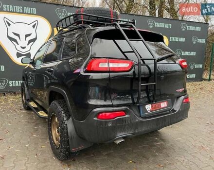 Черный Джип Чероки, объемом двигателя 2.36 л и пробегом 132 тыс. км за 17700 $, фото 7 на Automoto.ua