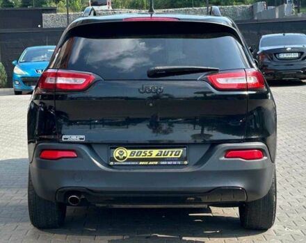 Черный Джип Чероки, объемом двигателя 2.4 л и пробегом 138 тыс. км за 13500 $, фото 4 на Automoto.ua