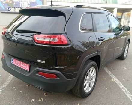 Черный Джип Чероки, объемом двигателя 0 л и пробегом 208 тыс. км за 10900 $, фото 7 на Automoto.ua