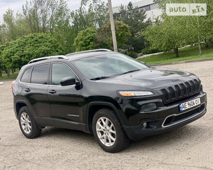 Чорний Джип Cherokee, об'ємом двигуна 2.36 л та пробігом 151 тис. км за 14999 $, фото 2 на Automoto.ua