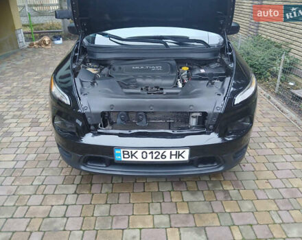 Черный Джип Чероки, объемом двигателя 2.36 л и пробегом 123 тыс. км за 13600 $, фото 4 на Automoto.ua