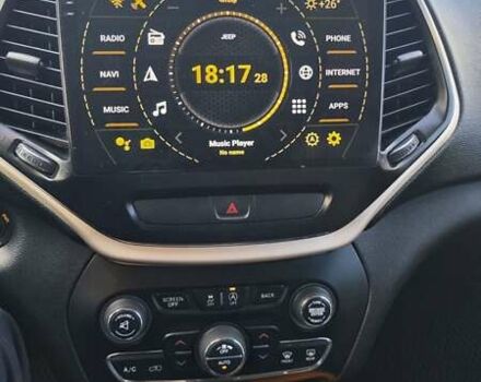 Чорний Джип Cherokee, об'ємом двигуна 3.24 л та пробігом 160 тис. км за 17500 $, фото 10 на Automoto.ua