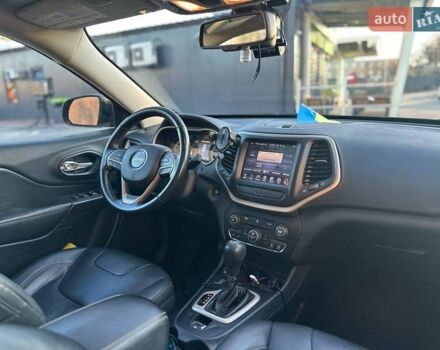 Черный Джип Чероки, объемом двигателя 2.36 л и пробегом 109 тыс. км за 15999 $, фото 19 на Automoto.ua