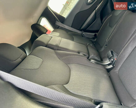 Джип Чероки 2016 в Дрогобыче на Automoto.ua Черный Джип Чероки, объемом двигателя 2.36 л и пробегом 92 тыс. км за 13250 $, фото 72 на Automoto.ua