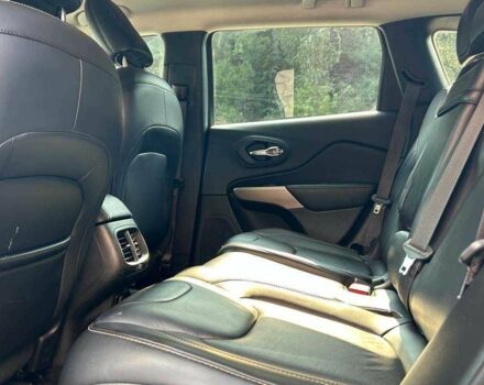 Черный Джип Чероки, объемом двигателя 2.4 л и пробегом 138 тыс. км за 13500 $, фото 19 на Automoto.ua