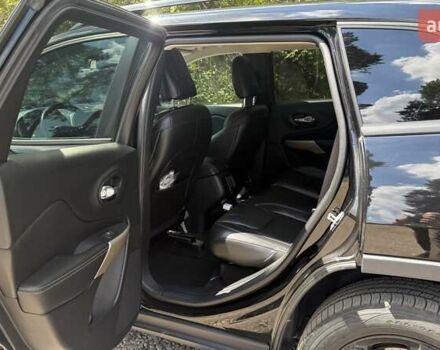 Черный Джип Чероки, объемом двигателя 3.24 л и пробегом 146 тыс. км за 16500 $, фото 19 на Automoto.ua