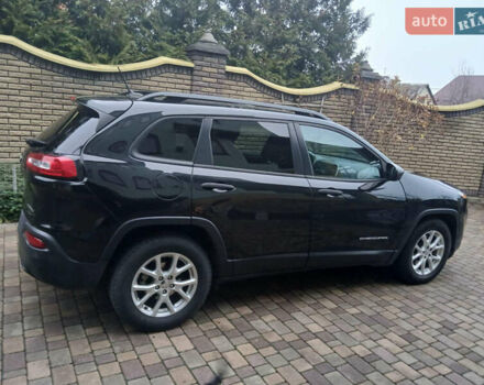 Черный Джип Чероки, объемом двигателя 2.36 л и пробегом 123 тыс. км за 13600 $, фото 7 на Automoto.ua