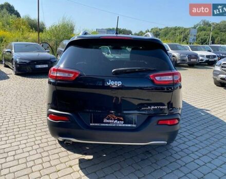 Чорний Джип Cherokee, об'ємом двигуна 2.36 л та пробігом 158 тис. км за 12300 $, фото 5 на Automoto.ua