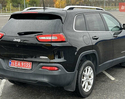 Джип Cherokee 2017 у Полтаві на Automoto.ua Чорний Джип Cherokee, об'ємом двигуна 2.36 л та пробігом 168 тис. км за 13300 $, фото 4 на Automoto.ua