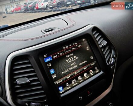 Черный Джип Чероки, объемом двигателя 3.24 л и пробегом 116 тыс. км за 16500 $, фото 14 на Automoto.ua