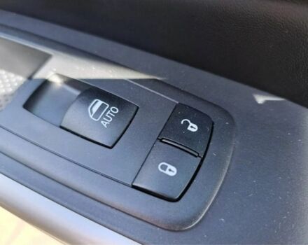 Чорний Джип Cherokee, об'ємом двигуна 2.4 л та пробігом 128 тис. км за 11200 $, фото 8 на Automoto.ua