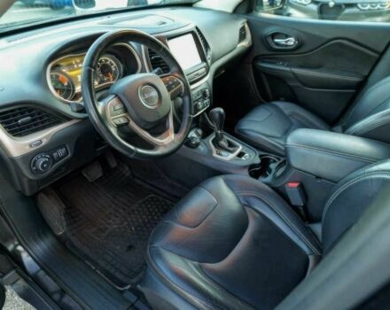 Черный Джип Чероки, объемом двигателя 3.2 л и пробегом 63 тыс. км за 11000 $, фото 8 на Automoto.ua