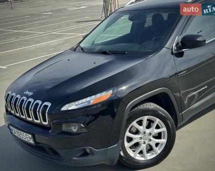 Черный Джип Чероки, объемом двигателя 2.36 л и пробегом 110 тыс. км за 15000 $, фото 7 на Automoto.ua