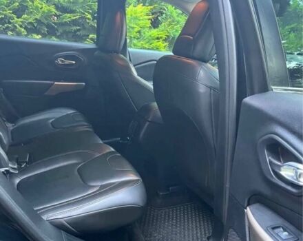 Чорний Джип Cherokee, об'ємом двигуна 2.4 л та пробігом 112 тис. км за 8900 $, фото 8 на Automoto.ua