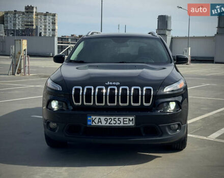 Черный Джип Чероки, объемом двигателя 2.36 л и пробегом 110 тыс. км за 15000 $, фото 1 на Automoto.ua