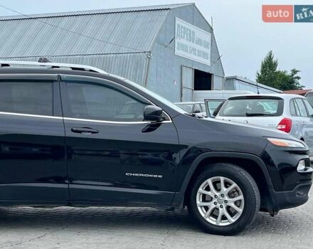 Чорний Джип Cherokee, об'ємом двигуна 2.4 л та пробігом 107 тис. км за 12450 $, фото 9 на Automoto.ua