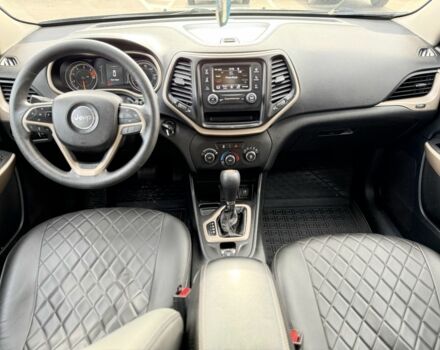 Черный Джип Чероки, объемом двигателя 2.4 л и пробегом 188 тыс. км за 13500 $, фото 7 на Automoto.ua