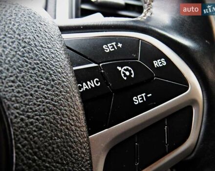 Черный Джип Чероки, объемом двигателя 3.24 л и пробегом 116 тыс. км за 16500 $, фото 13 на Automoto.ua