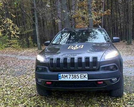Джип Cherokee 2017 у Житомирі на Automoto.ua Чорний Джип Cherokee, об'ємом двигуна 3.24 л та пробігом 186 тис. км за 15800 $, фото 2 на Automoto.ua