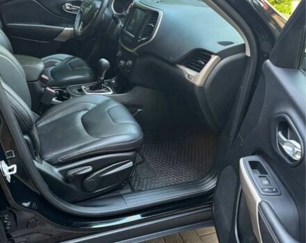 Чорний Джип Cherokee, об'ємом двигуна 2.4 л та пробігом 112 тис. км за 8900 $, фото 11 на Automoto.ua