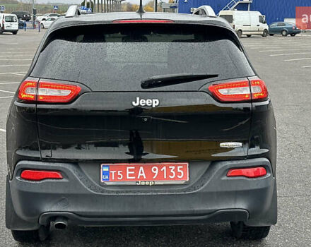 Джип Cherokee 2017 у Полтаві на Automoto.ua Чорний Джип Cherokee, об'ємом двигуна 2.36 л та пробігом 168 тис. км за 13300 $, фото 3 на Automoto.ua