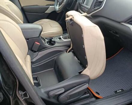 Чорний Джип Cherokee, об'ємом двигуна 2.36 л та пробігом 153 тис. км за 14499 $, фото 17 на Automoto.ua