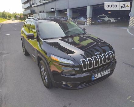 Чорний Джип Cherokee, об'ємом двигуна 3.24 л та пробігом 139 тис. км за 12900 $, фото 7 на Automoto.ua