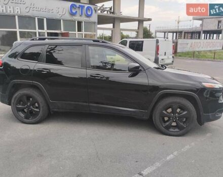 Чорний Джип Cherokee, об'ємом двигуна 2.36 л та пробігом 148 тис. км за 13296 $, фото 4 на Automoto.ua