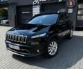 Черный Джип Чероки, объемом двигателя 2.18 л и пробегом 262 тыс. км за 16000 $, фото 1 на Automoto.ua