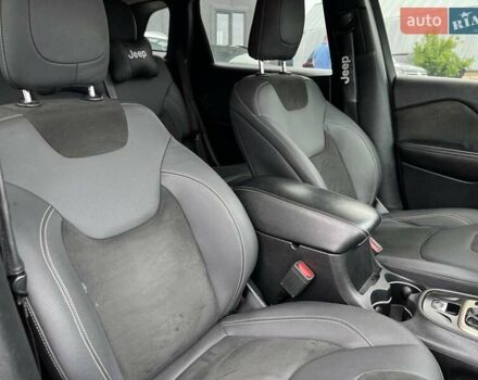 Чорний Джип Cherokee, об'ємом двигуна 2.4 л та пробігом 107 тис. км за 12450 $, фото 40 на Automoto.ua
