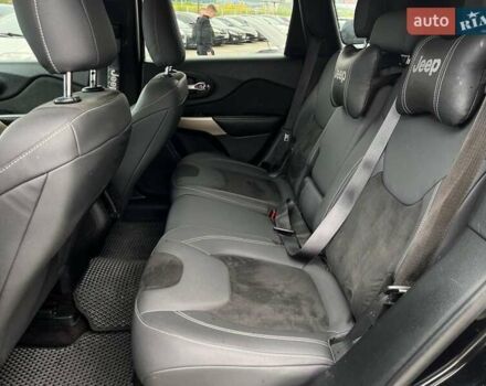 Чорний Джип Cherokee, об'ємом двигуна 2.4 л та пробігом 107 тис. км за 12450 $, фото 28 на Automoto.ua