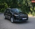 Черный Джип Чероки, объемом двигателя 2.4 л и пробегом 160 тыс. км за 20000 $, фото 1 на Automoto.ua