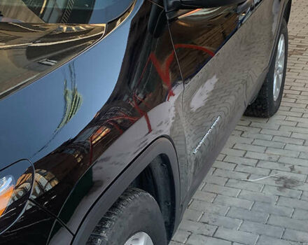 Черный Джип Чероки, объемом двигателя 2.36 л и пробегом 220 тыс. км за 14300 $, фото 2 на Automoto.ua