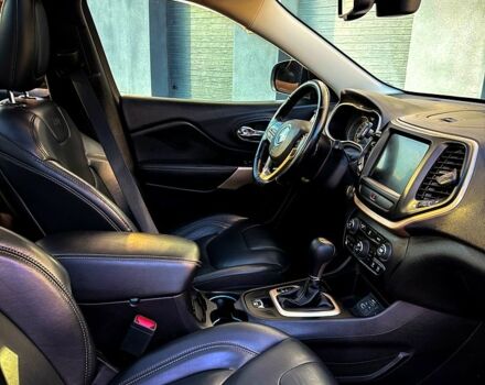 Черный Джип Чероки, объемом двигателя 2.4 л и пробегом 60 тыс. км за 16100 $, фото 9 на Automoto.ua