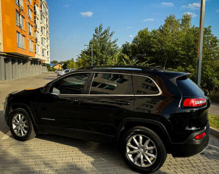 Джип Чероки 2017 в Виннице на Automoto.ua Черный Джип Чероки, объемом двигателя 2.4 л и пробегом 60 тыс. км за 16800 $, фото 3 на Automoto.ua