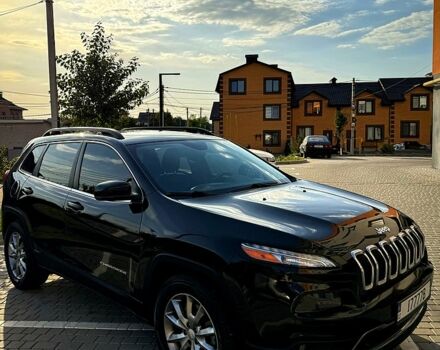 Черный Джип Чероки, объемом двигателя 2.4 л и пробегом 60 тыс. км за 16100 $, фото 1 на Automoto.ua