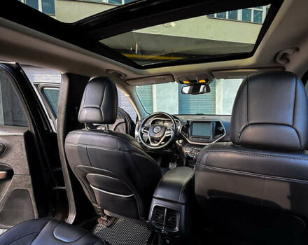 Джип Чероки 2017 в Виннице на Automoto.ua Черный Джип Чероки, объемом двигателя 2.4 л и пробегом 60 тыс. км за 16800 $, фото 16 на Automoto.ua