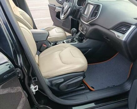 Чорний Джип Cherokee, об'ємом двигуна 2.36 л та пробігом 153 тис. км за 14499 $, фото 16 на Automoto.ua