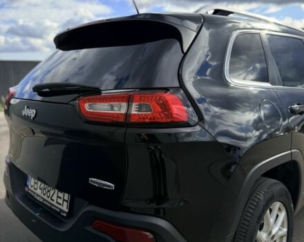 Черный Джип Чероки, объемом двигателя 2.4 л и пробегом 188 тыс. км за 13500 $, фото 5 на Automoto.ua