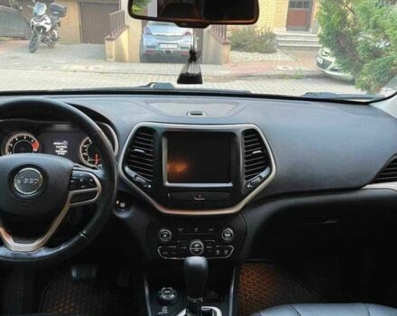 Черный Джип Чероки, объемом двигателя 2.4 л и пробегом 90 тыс. км за 9100 $, фото 5 на Automoto.ua