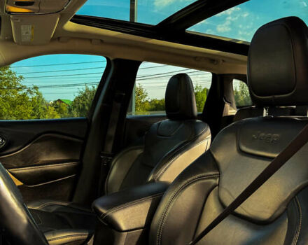 Джип Чероки 2017 в Виннице на Automoto.ua Черный Джип Чероки, объемом двигателя 2.4 л и пробегом 60 тыс. км за 16800 $, фото 11 на Automoto.ua