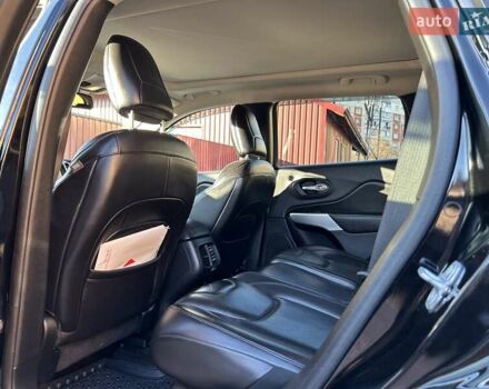 Джип Чероки 2017 в Чернигове на Automoto.ua Черный Джип Чероки, объемом двигателя 3.24 л и пробегом 160 тыс. км за 18800 $, фото 15 на Automoto.ua