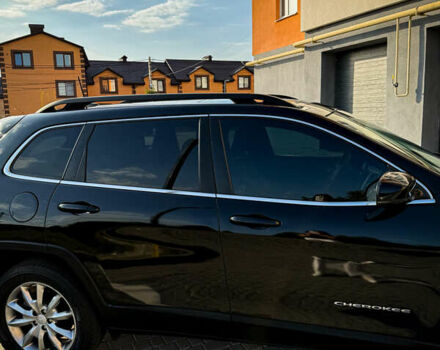 Джип Чероки 2017 в Виннице на Automoto.ua Черный Джип Чероки, объемом двигателя 2.4 л и пробегом 60 тыс. км за 16800 $, фото 2 на Automoto.ua